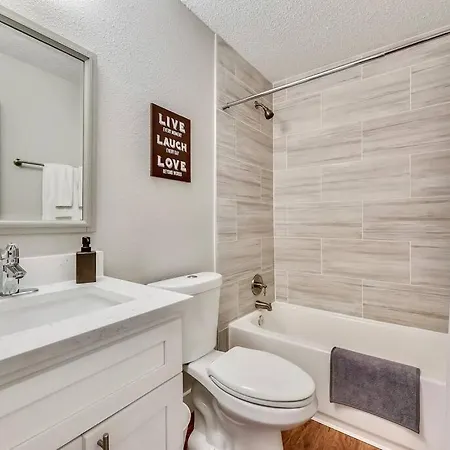Near Downtown Dallas - The Dapper Charm Exterior photo